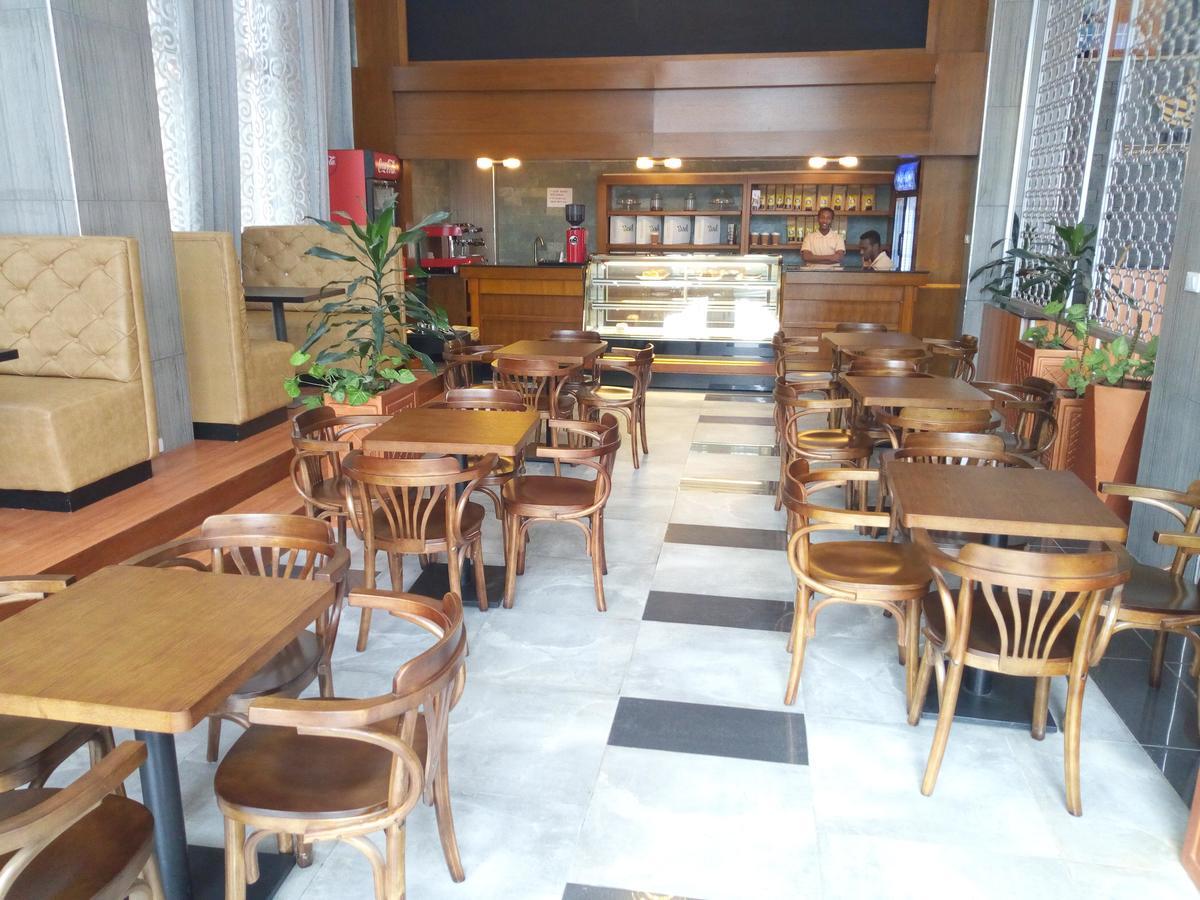 Yinm Furnished Apartment Addis Ababa Eksteriør billede
