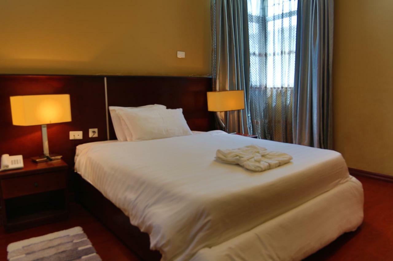 Yinm Furnished Apartment Addis Ababa Eksteriør billede