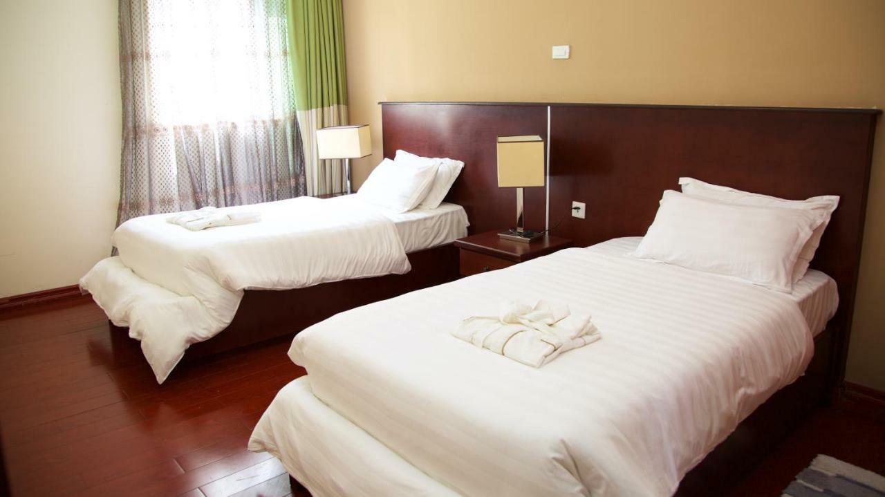 Yinm Furnished Apartment Addis Ababa Eksteriør billede