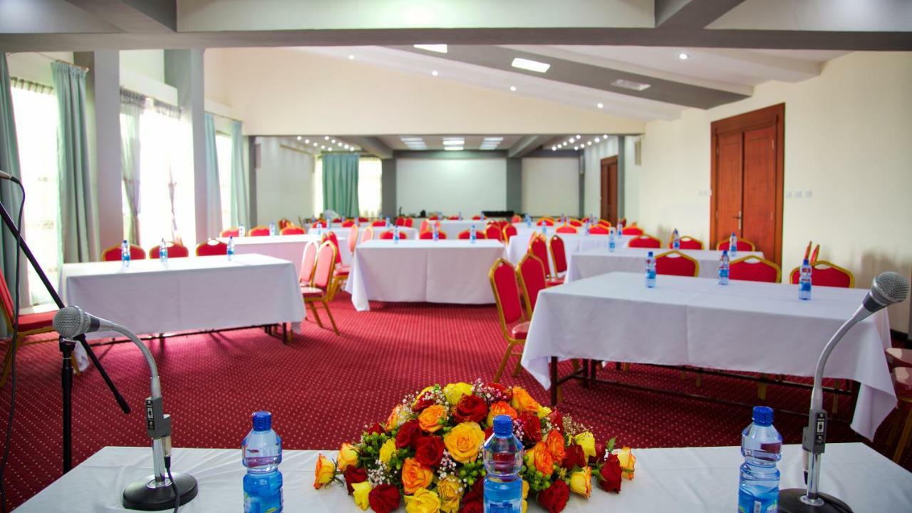 Yinm Furnished Apartment Addis Ababa Eksteriør billede