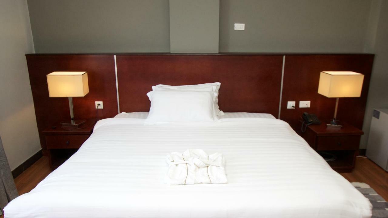 Yinm Furnished Apartment Addis Ababa Eksteriør billede